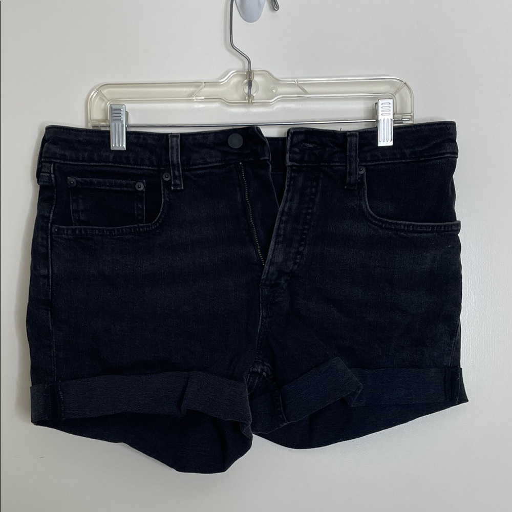 Stylish Black Denim Women's Jean Shorts